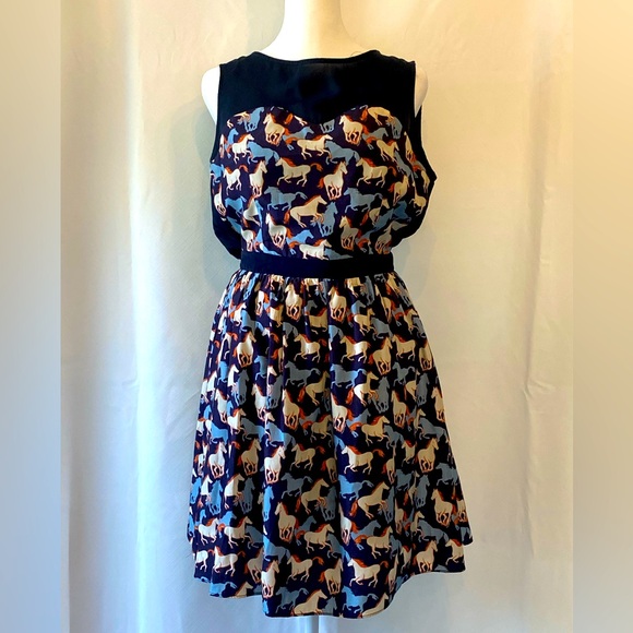 Pink Martini Dresses & Skirts - Pink Martini The Runaway Summer Dress Sleeveless Open Back Horse Print XS